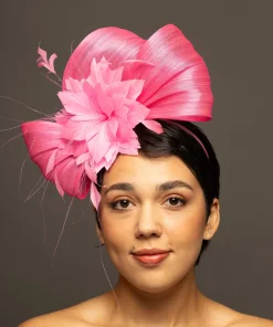 MARGIE*The Hat Girls Hot