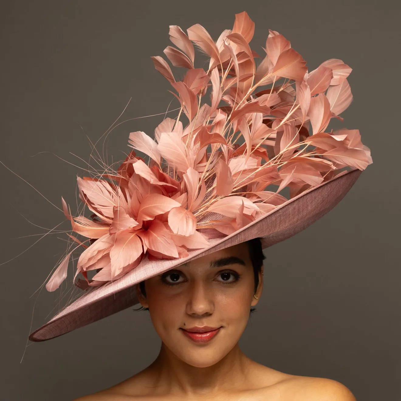 THG8604*The Hat Girls New