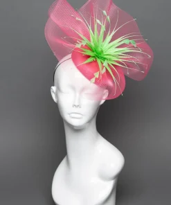 THG3769*The Hat Girls New