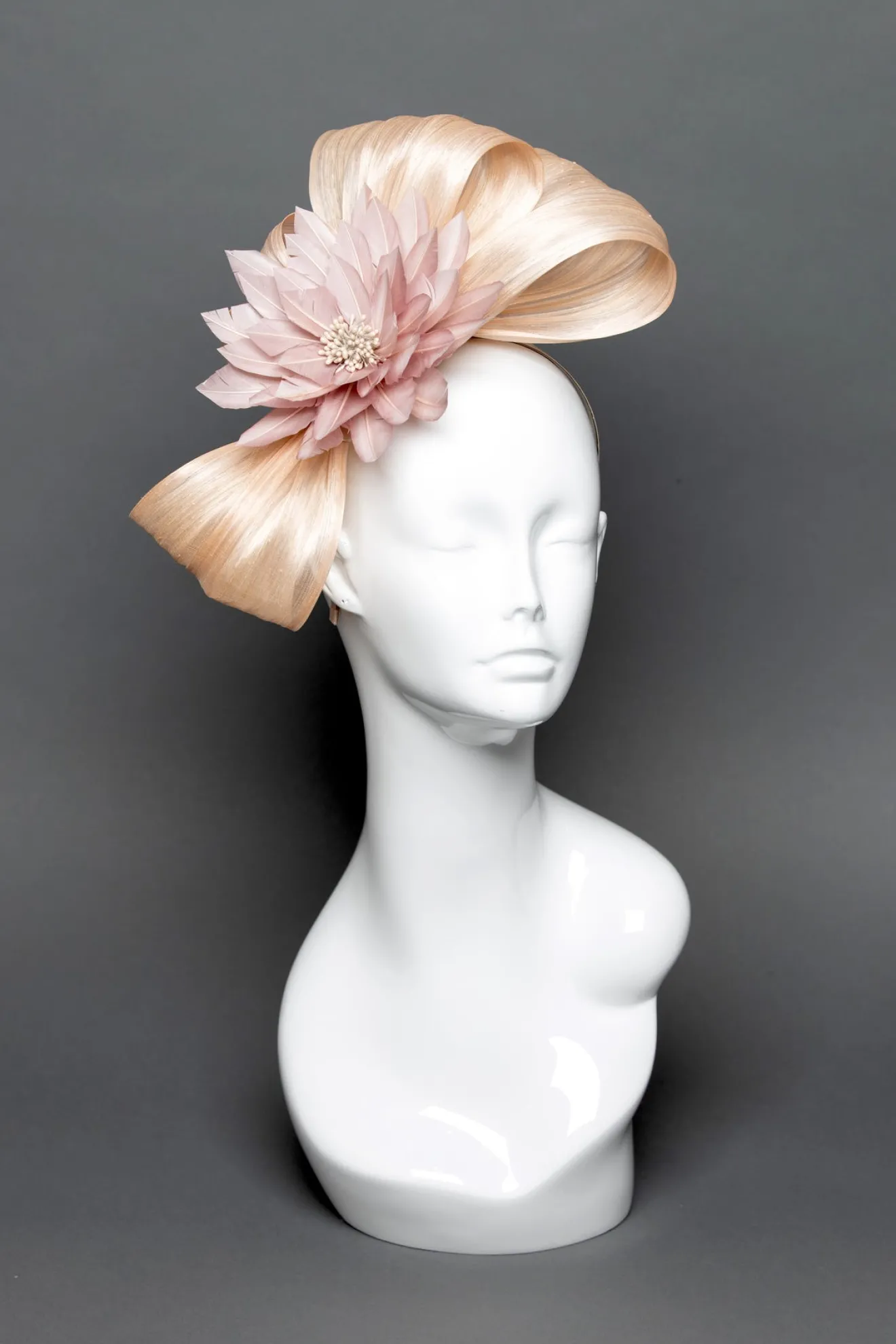 THG3762*The Hat Girls Online