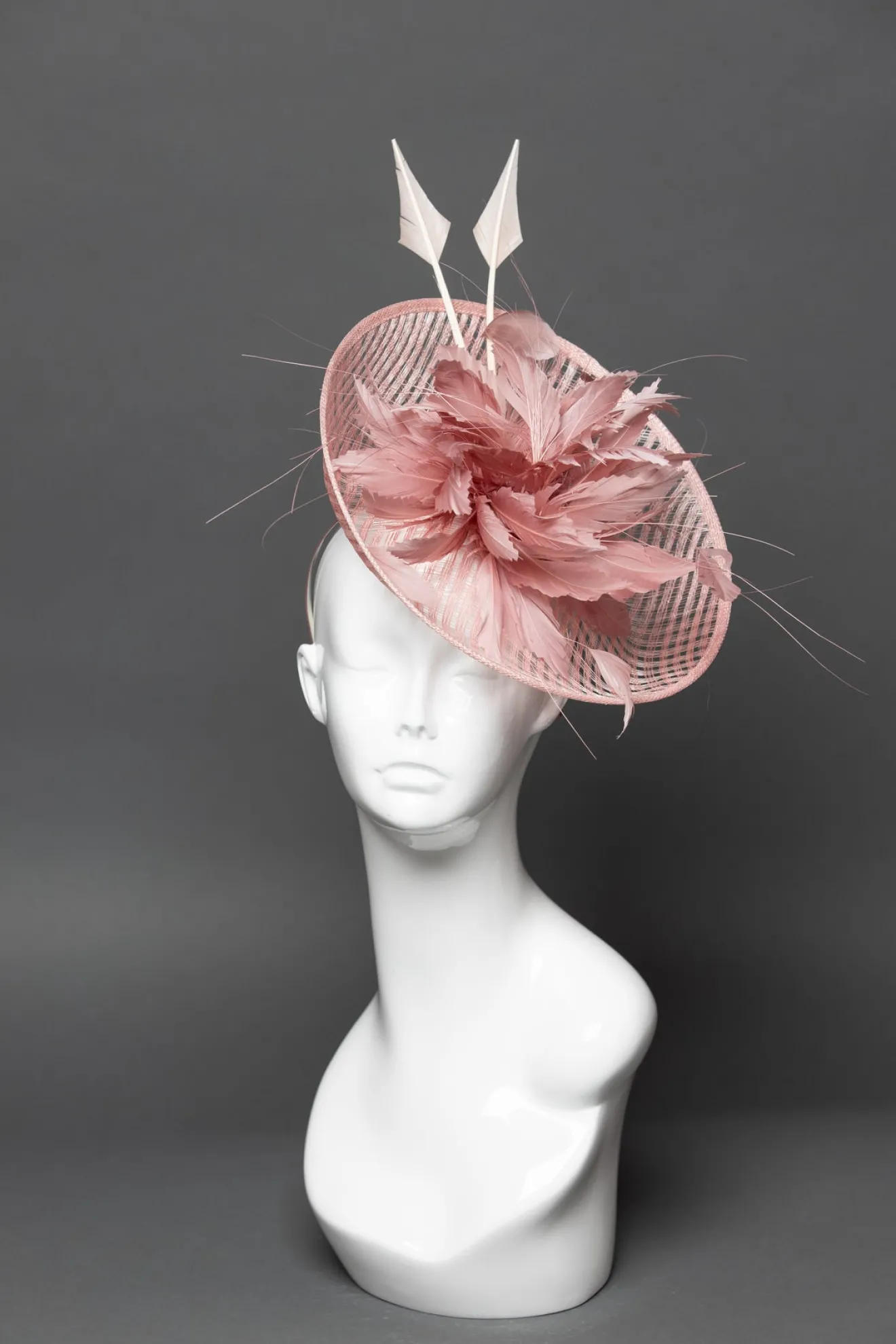 THG3460*The Hat Girls Online