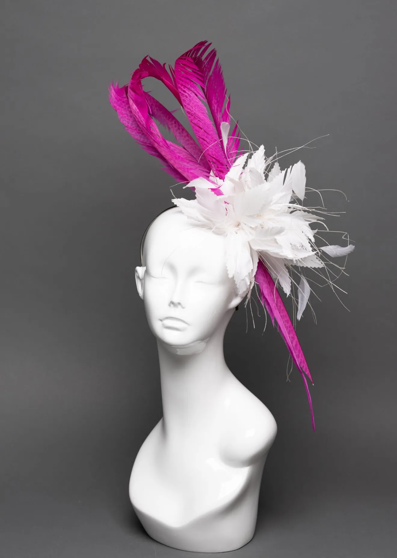 THG3057*The Hat Girls New