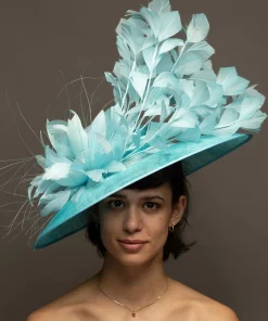 THG8332*The Hat Girls Online