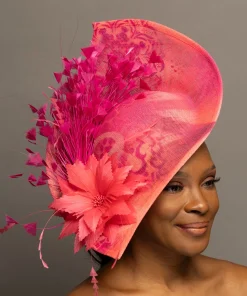 THG7313*The Hat Girls New