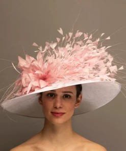 THG7042*The Hat Girls Best