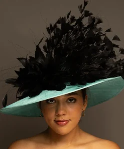 THG6135*The Hat Girls New