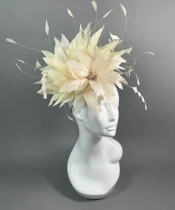 THG5361*The Hat Girls Best