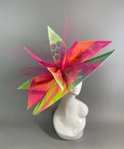 THG5330*The Hat Girls New