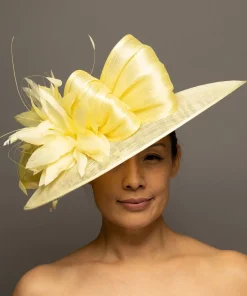 THG5143*The Hat Girls Online