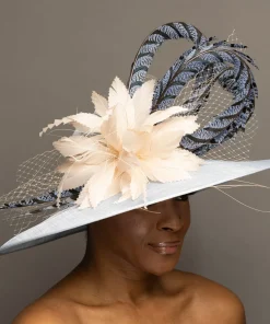 THG5026*The Hat Girls New