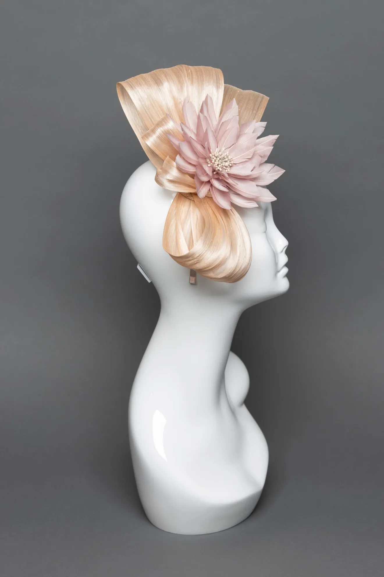 THG3762*The Hat Girls Online