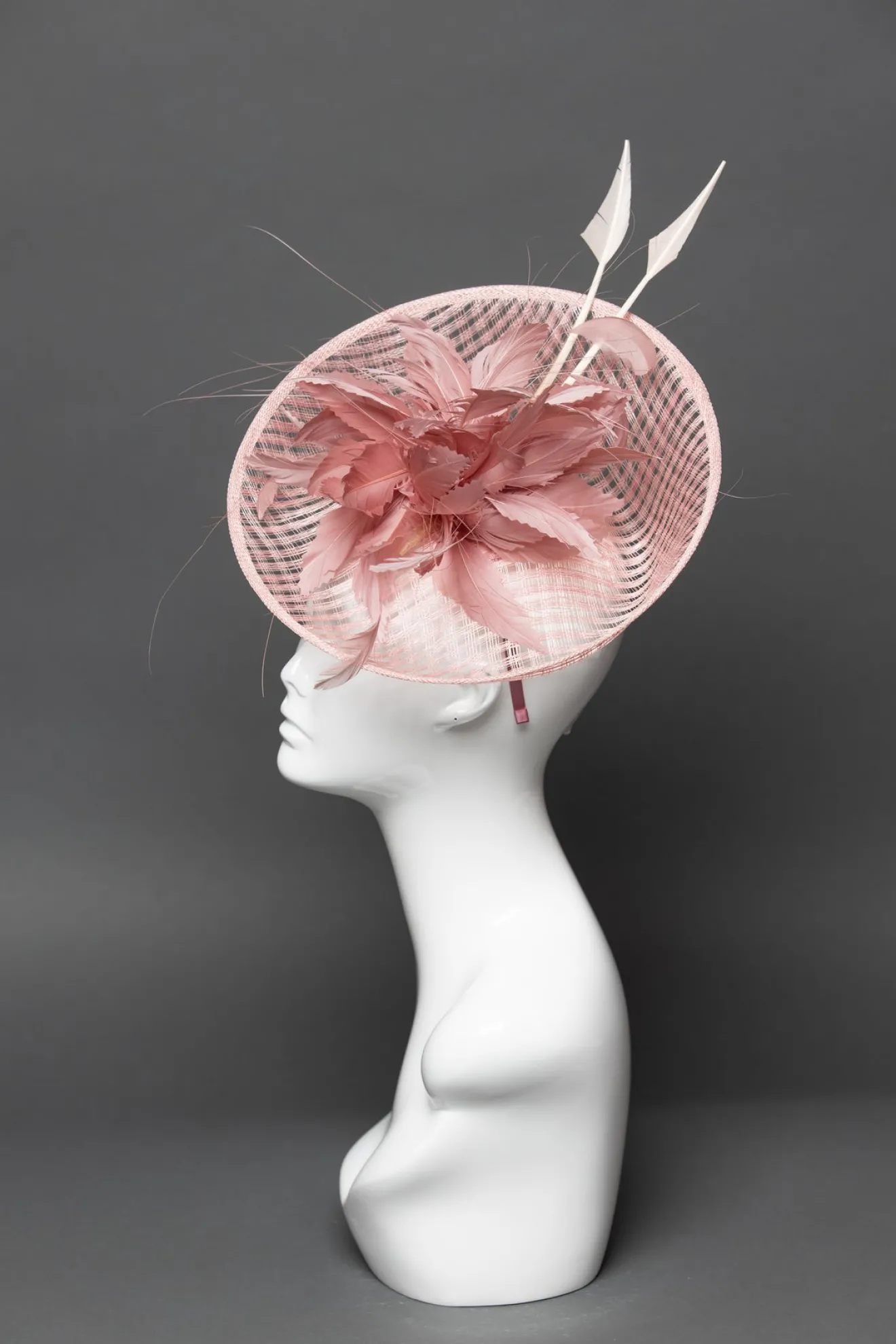 THG3460*The Hat Girls Online