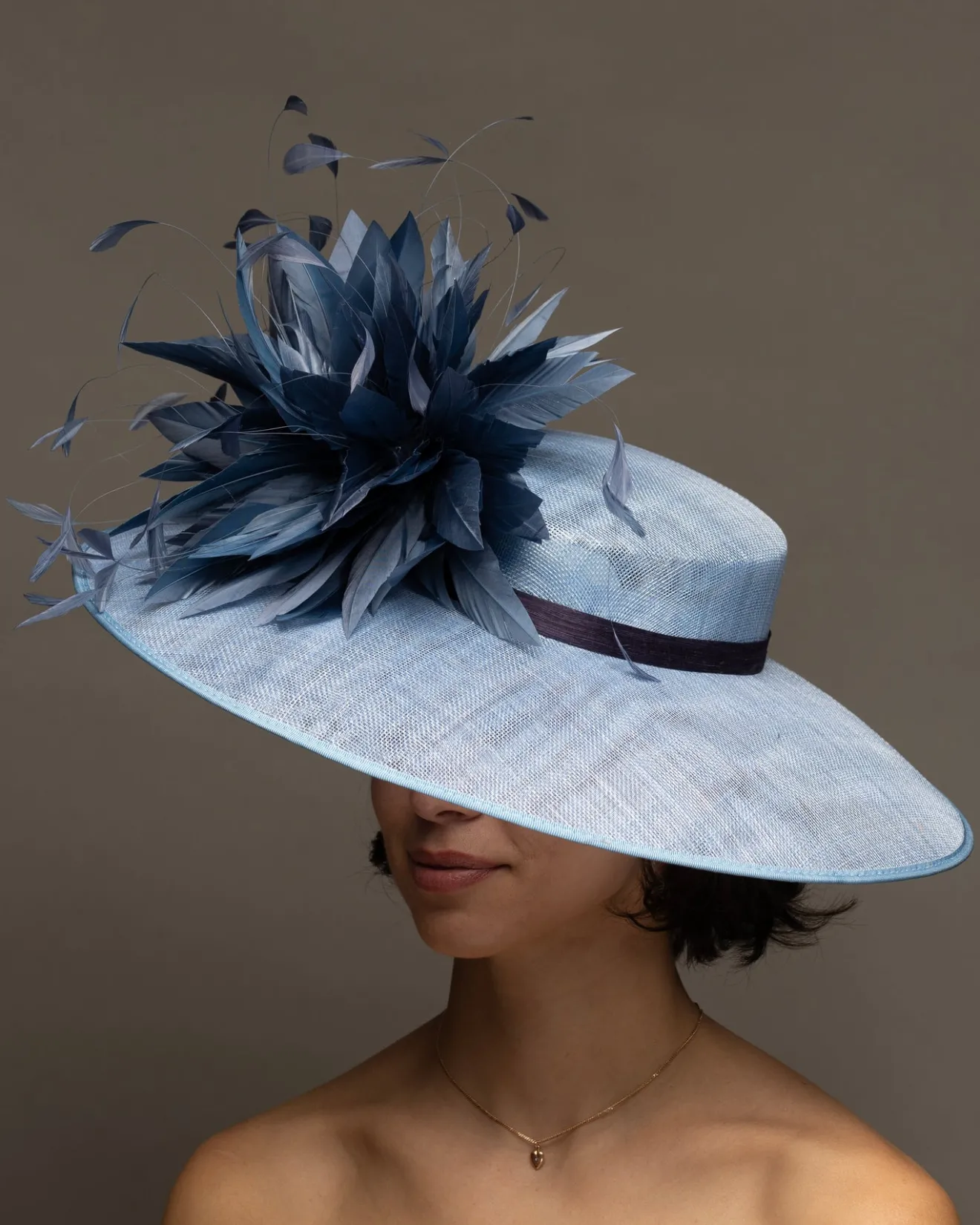 THG8324*The Hat Girls Online