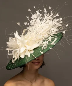 THG8020*The Hat Girls New