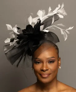 THG7242*The Hat Girls Online