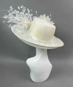 THG7204*The Hat Girls Best