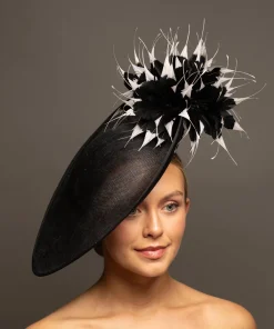 THG6542*The Hat Girls Online