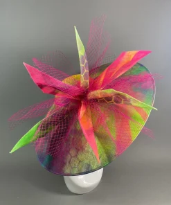 THG5330*The Hat Girls New