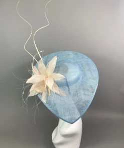 THG5223*The Hat Girls New