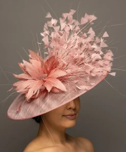 THG5137*The Hat Girls New