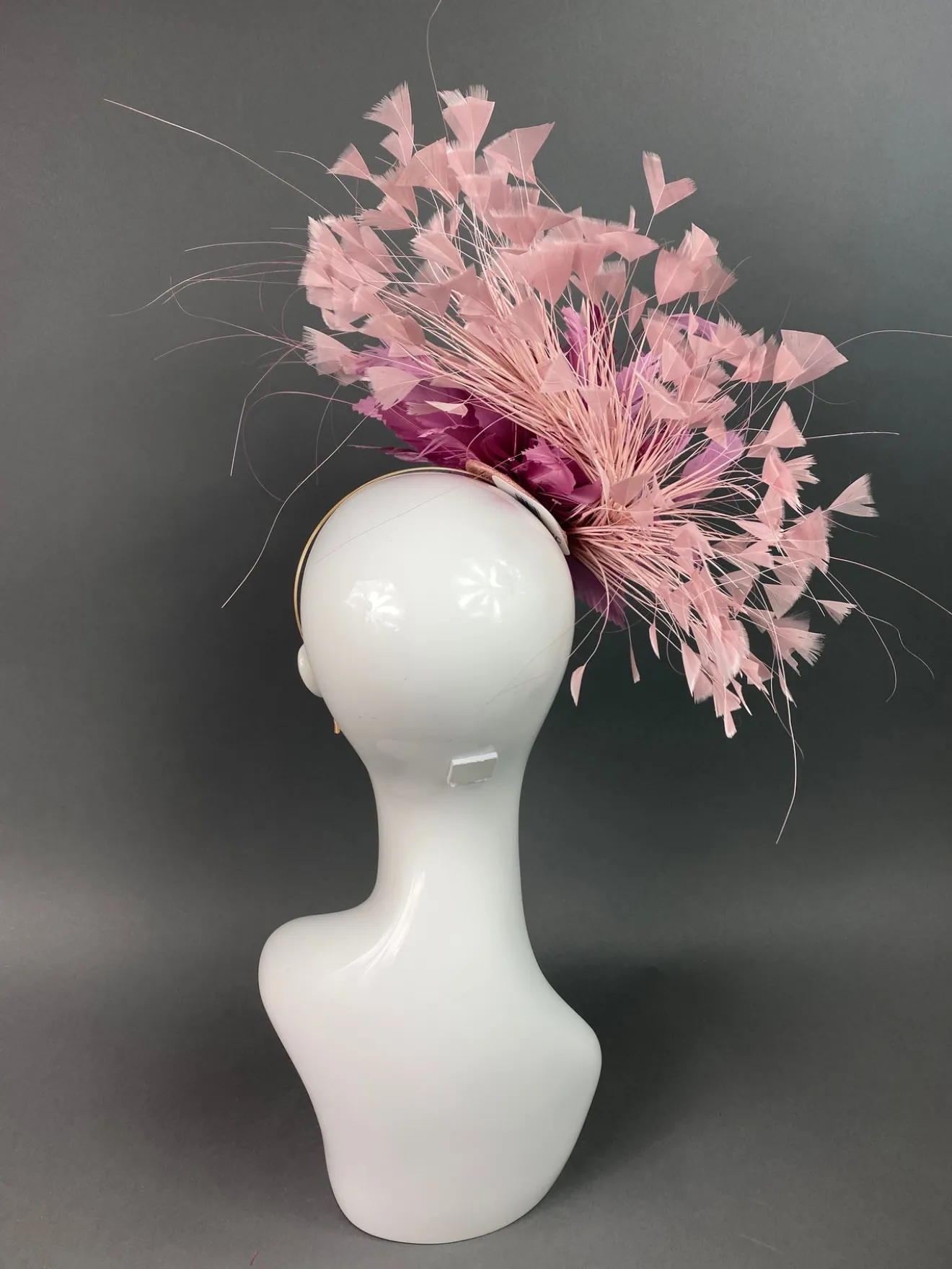 THG3845*The Hat Girls Best