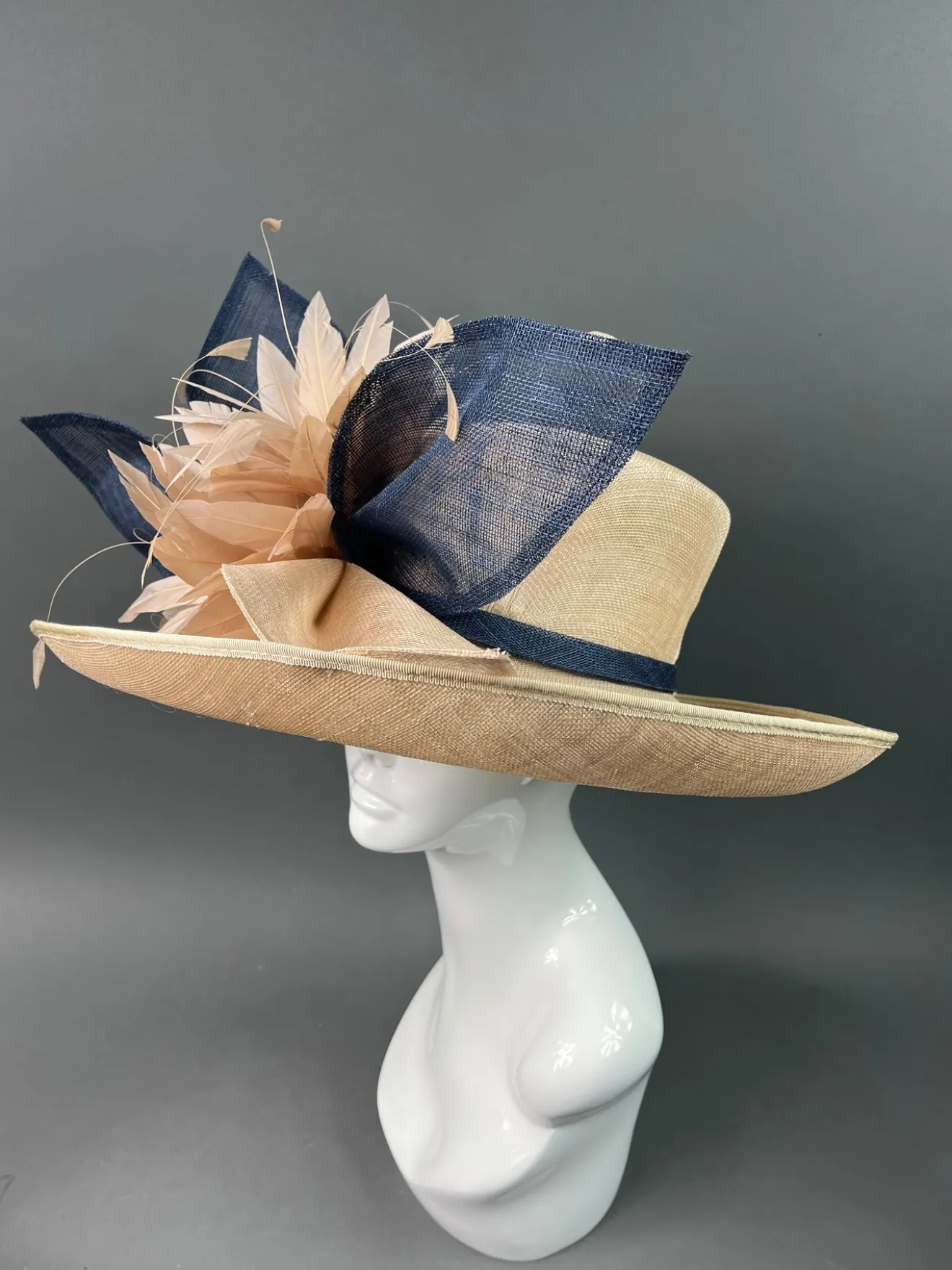 THG3840*The Hat Girls Best