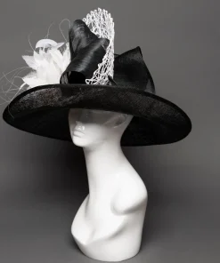 THG3550*The Hat Girls Best