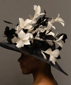 THG9087*The Hat Girls Best