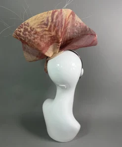 THG5338*The Hat Girls Best