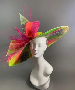 THG5330*The Hat Girls New