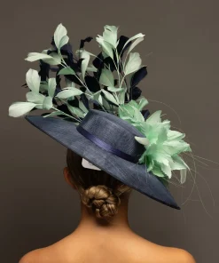 THG8199*The Hat Girls Online