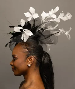 THG7242*The Hat Girls Online