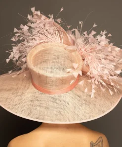 THG6853*The Hat Girls New