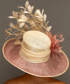 THG8920*The Hat Girls New