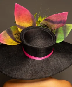 THG6219*The Hat Girls Online