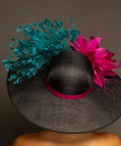 THG6136*The Hat Girls New