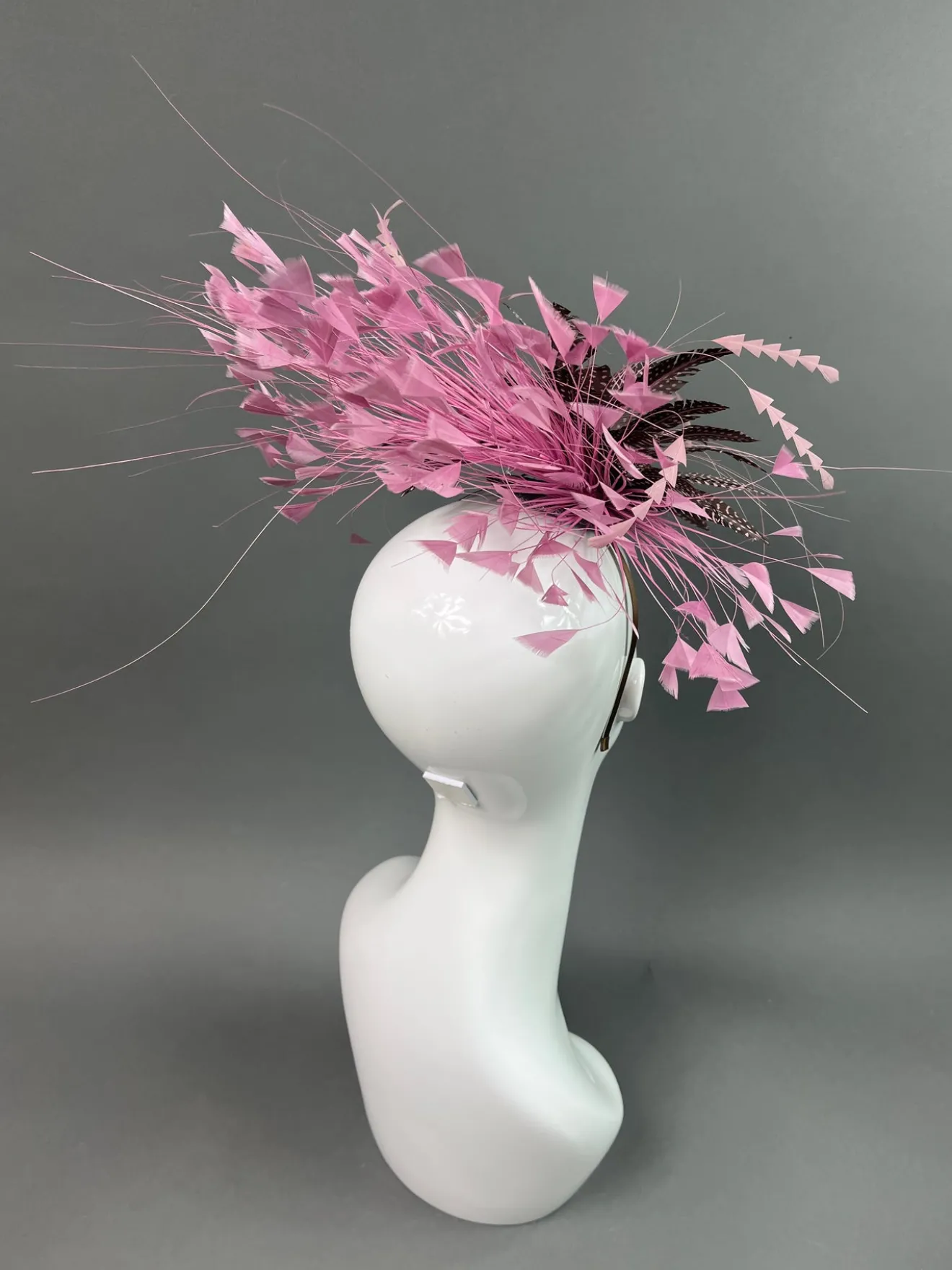 THG3886*The Hat Girls Best