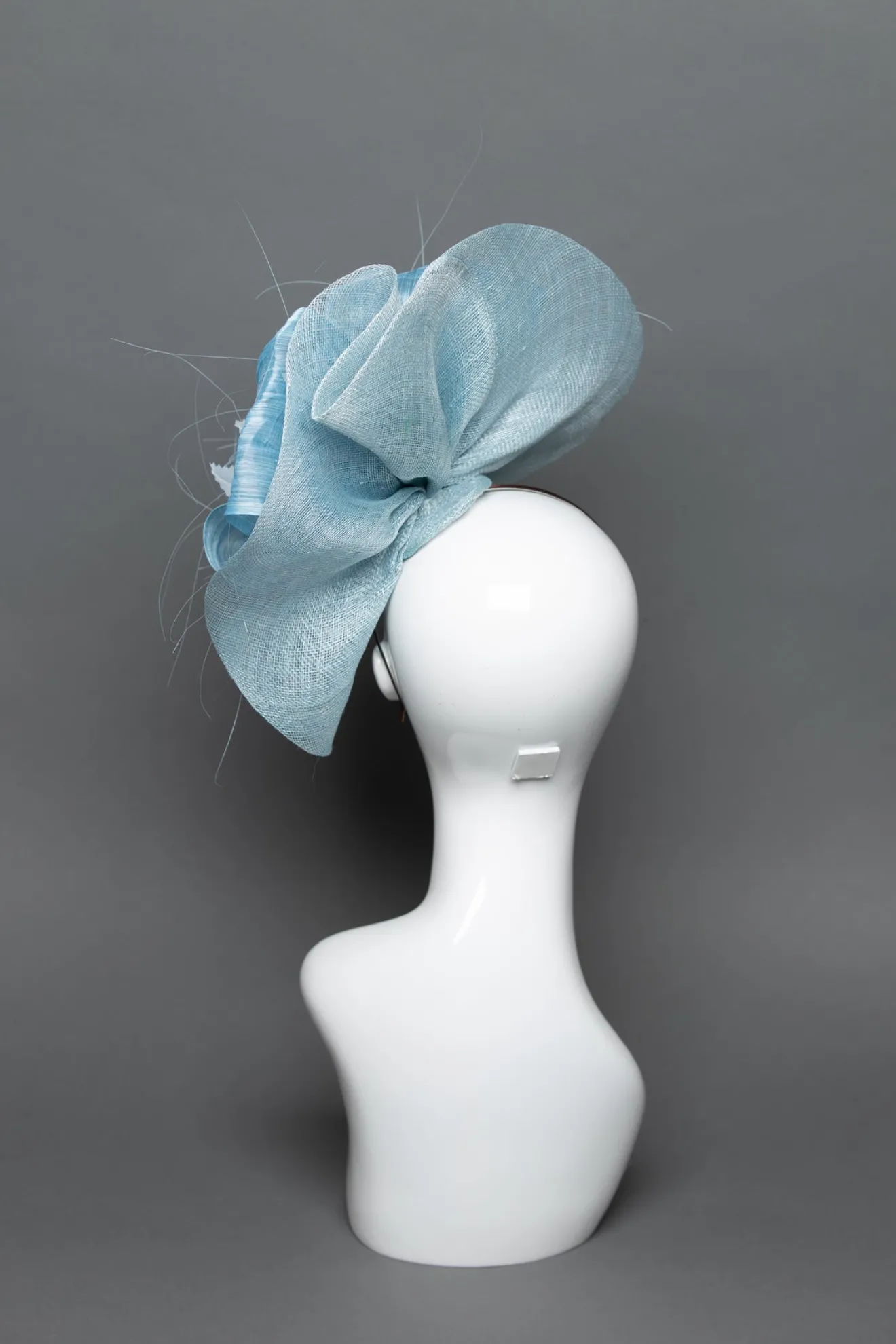 THG3739*The Hat Girls New