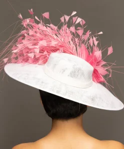 THG8733*The Hat Girls New