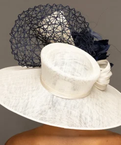 THG9081*The Hat Girls Online