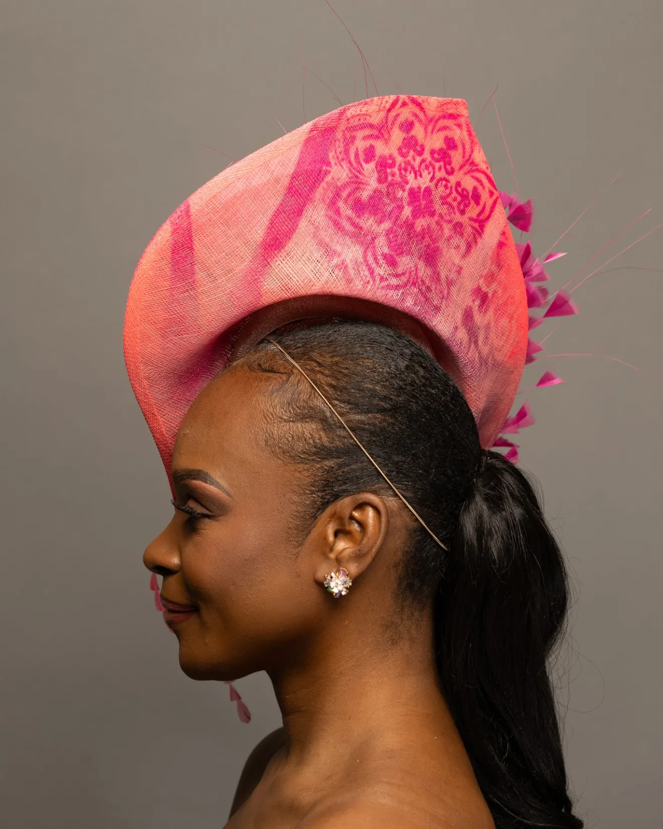 THG7313*The Hat Girls New