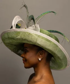 THG7227*The Hat Girls New