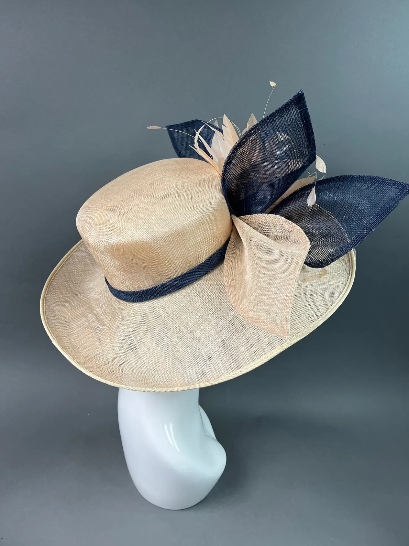 THG3840*The Hat Girls Best