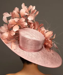 THG8604*The Hat Girls New