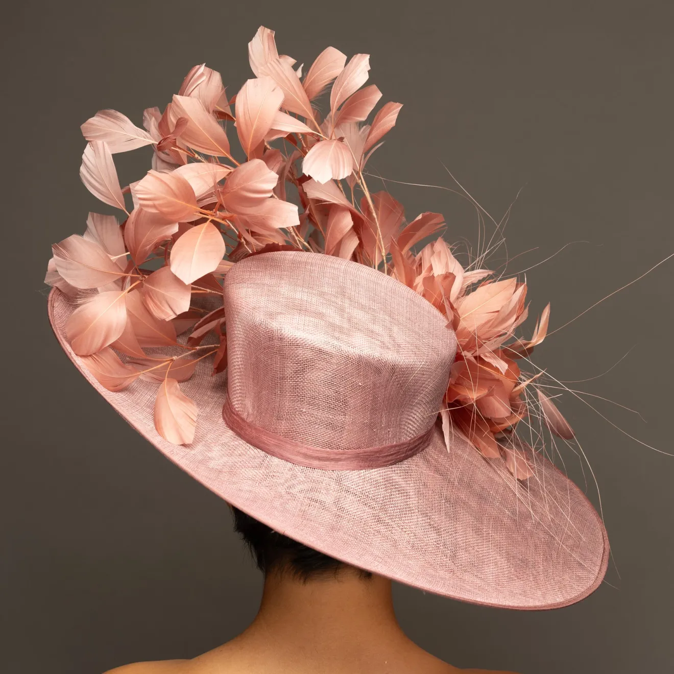 THG8604*The Hat Girls New