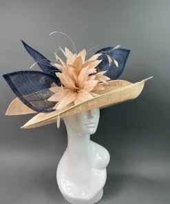 THG3840*The Hat Girls Best