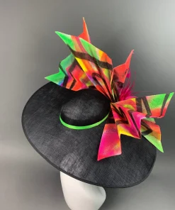 THG3828*The Hat Girls Online