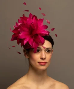 Y-ELLIE*The Hat Girls Hot