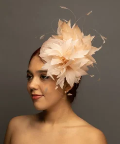 Y-ELLIE*The Hat Girls Hot